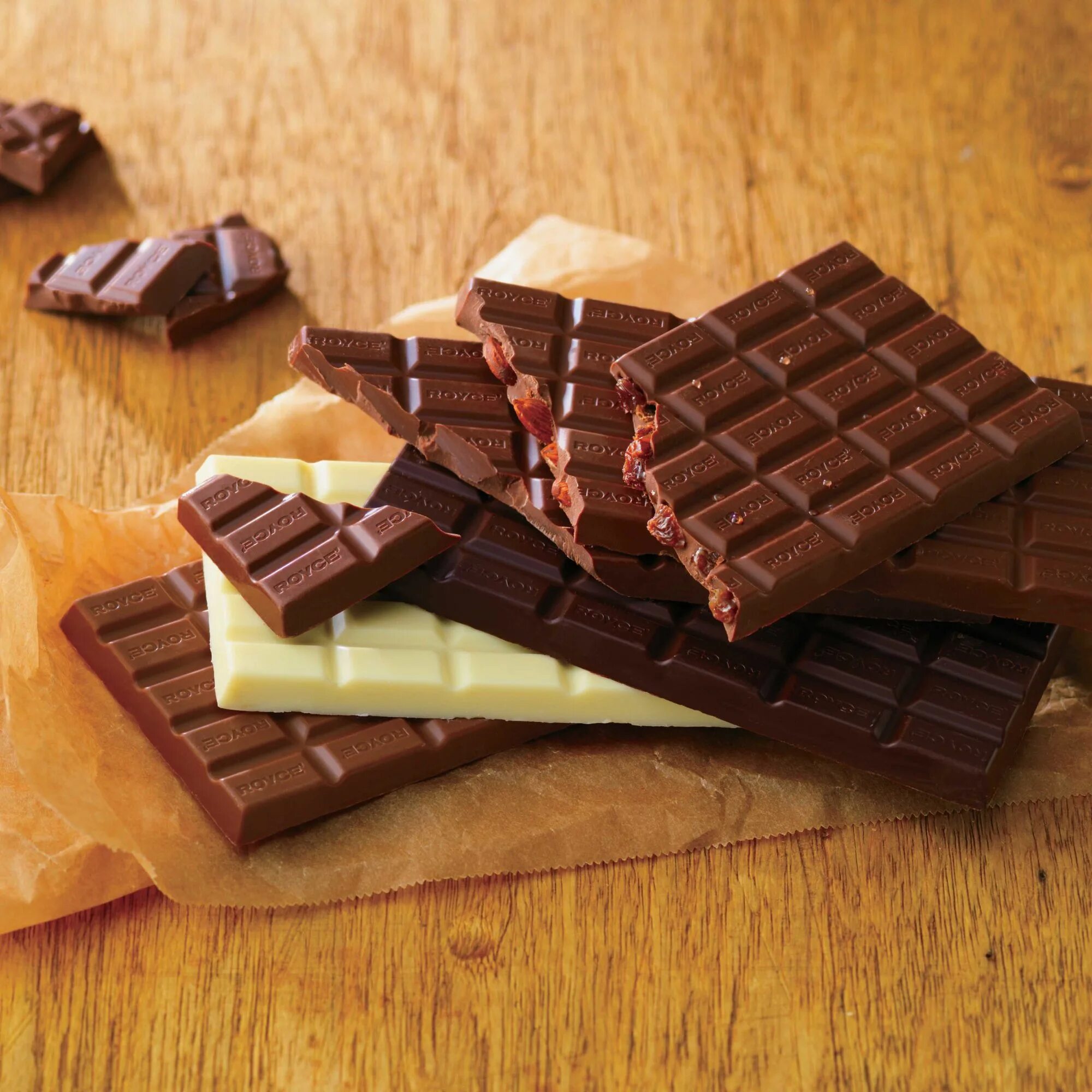 Как сделать шоколад без. Плитка шоколада. Шоколадная плитка. Плиточный шоколад. Настоящий шоколад.