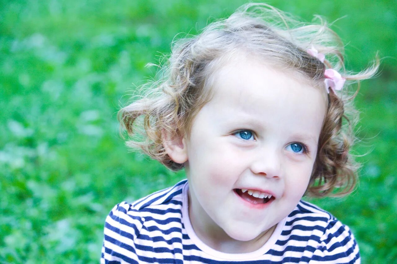 2 years old girl
