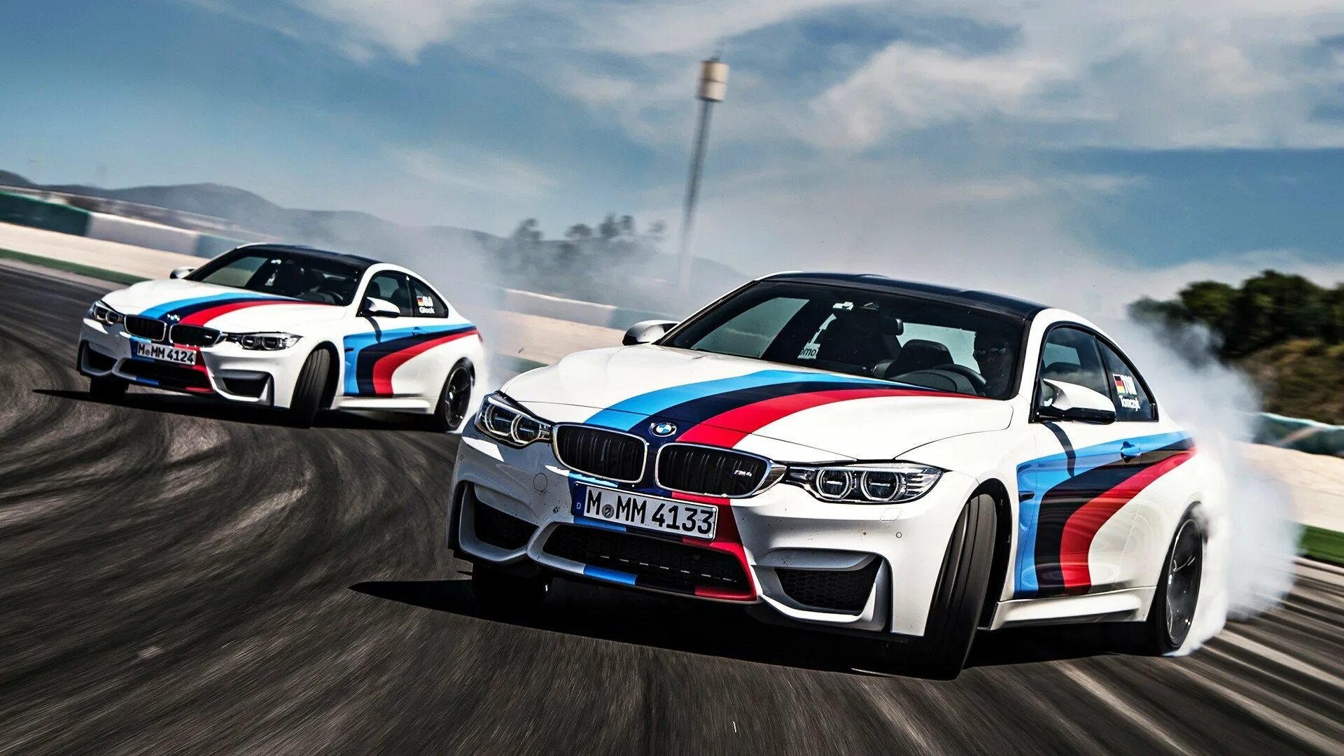 Живые обои м5. BMW m3. M5 f90 Drift. BMW m3 Sport. BMW m5 гоночная.