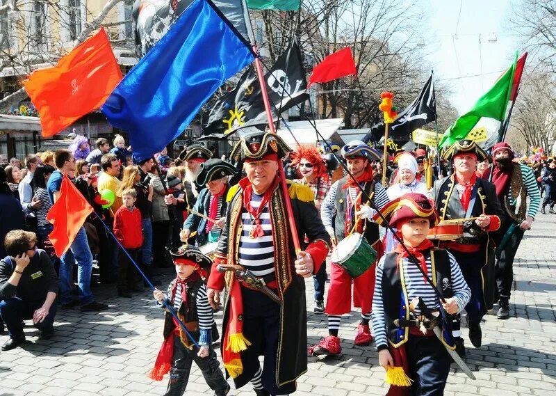 день смеха в шотландии. в какой стране празднуют день дурака. в какой стране празднуют день дурака. день смеха в британии. день смеха в разных странах.