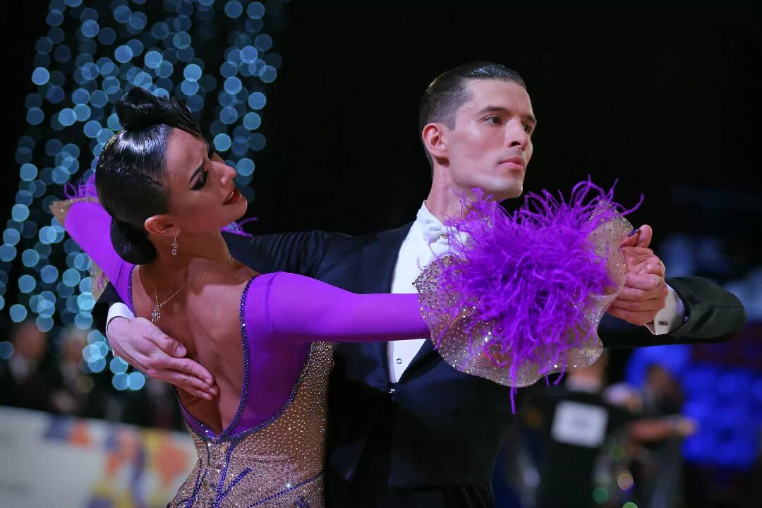 Гастроли вятского оркестра народных инструментов. Похоронный оркестр бреговича. Совместные выступления. Группа пелагея 2003 год. Свириденко дарья бальные.