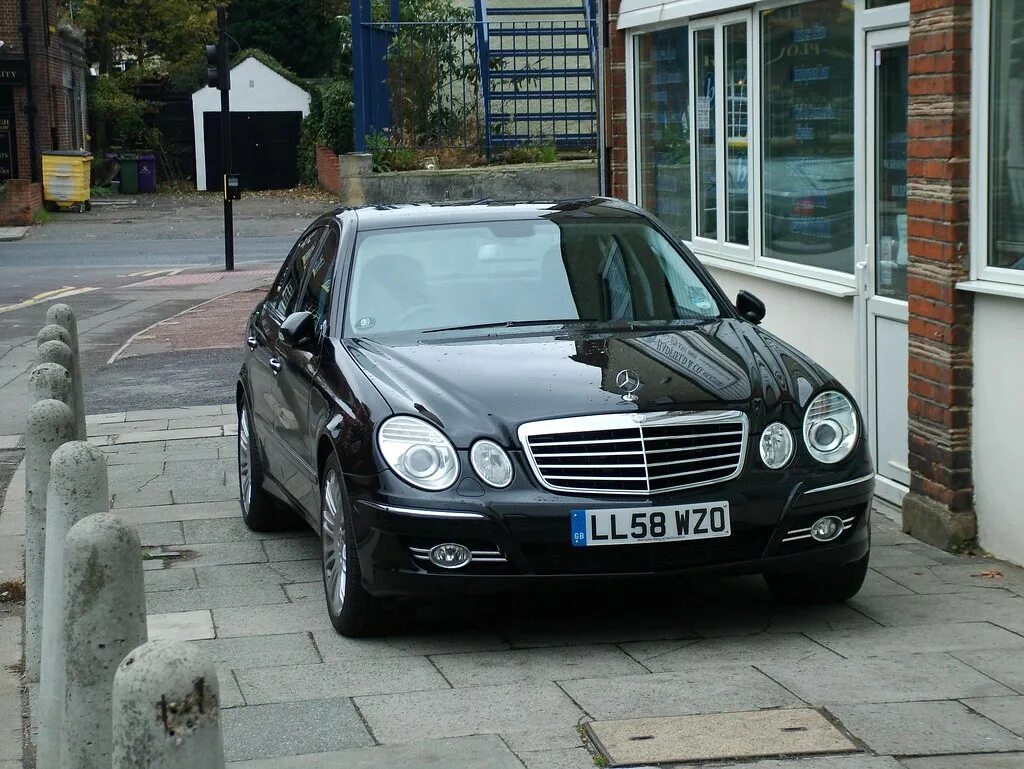 E280 мерседес. Мерседес 210 е280. Mercedes e280 2011. Mercedes e 280. Mercedes e 280.