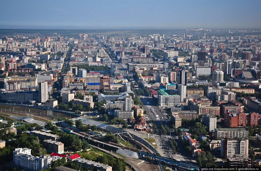 Сколько есть в новосибирске. Новосибирск с птичьего полета. Новосибирск сверху. Новосибирск вид с птичьего полета. Вид на Новосибирск с высоты птичьего полета.