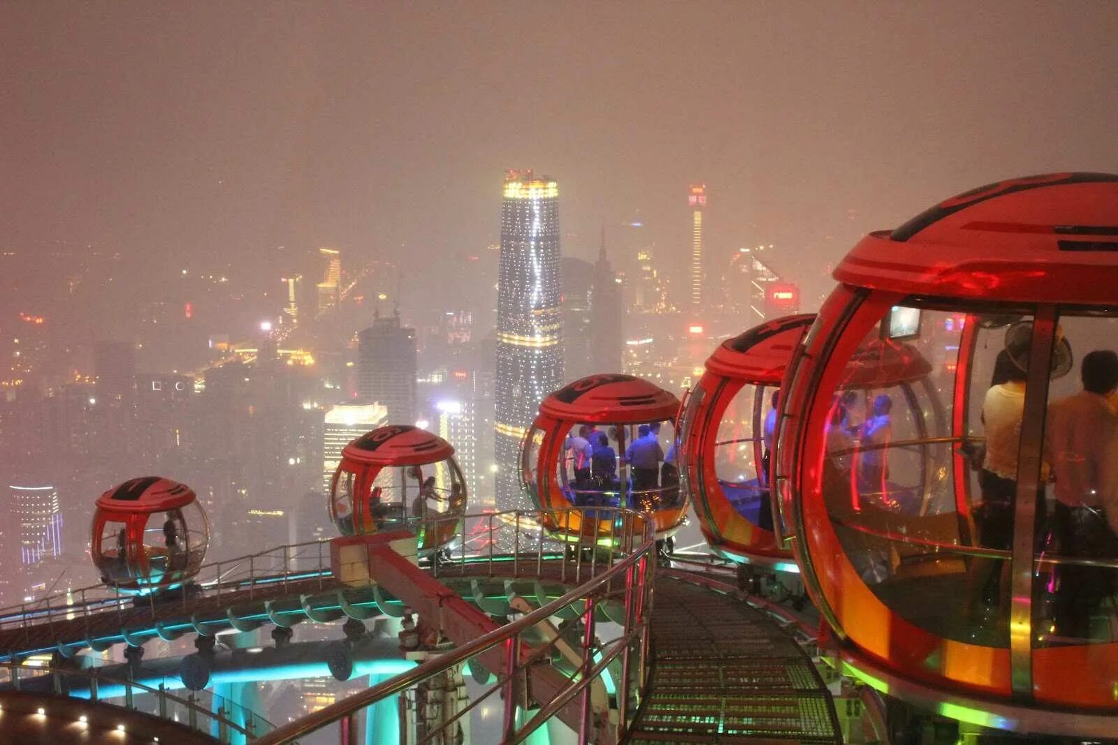 Храм неба тяньтань. Достопримечательности шанхая шанхайский музей. Даосский храм, гора тайшань. Пекин парк достопримечательности. Шанхай чайна таун.