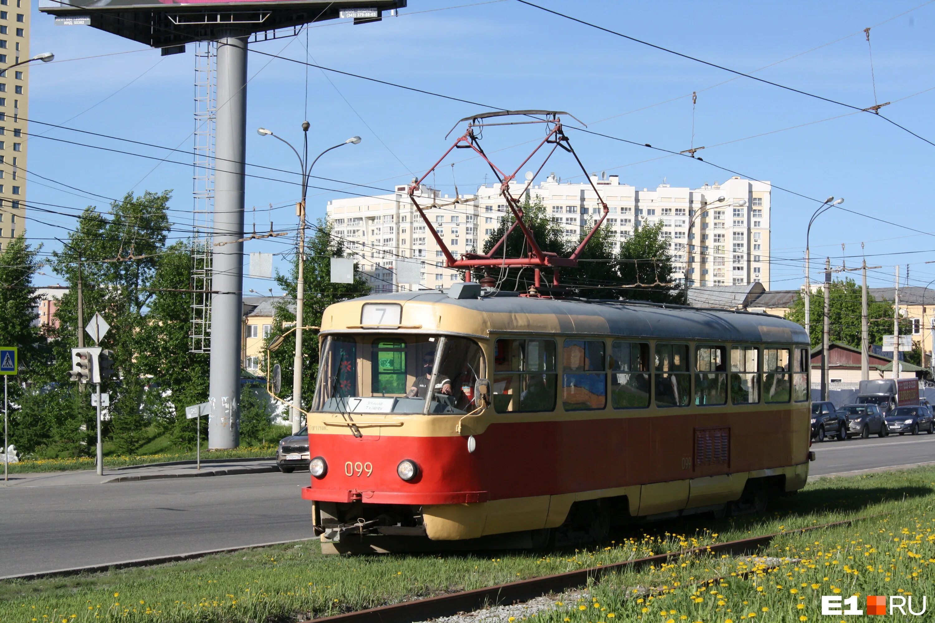 71-623 трамвай вид сбоку. Трамвай ктм 71-623 чертеж. Где какие трамваи. Маршруты трамваев москвы. Где какие трамваи.