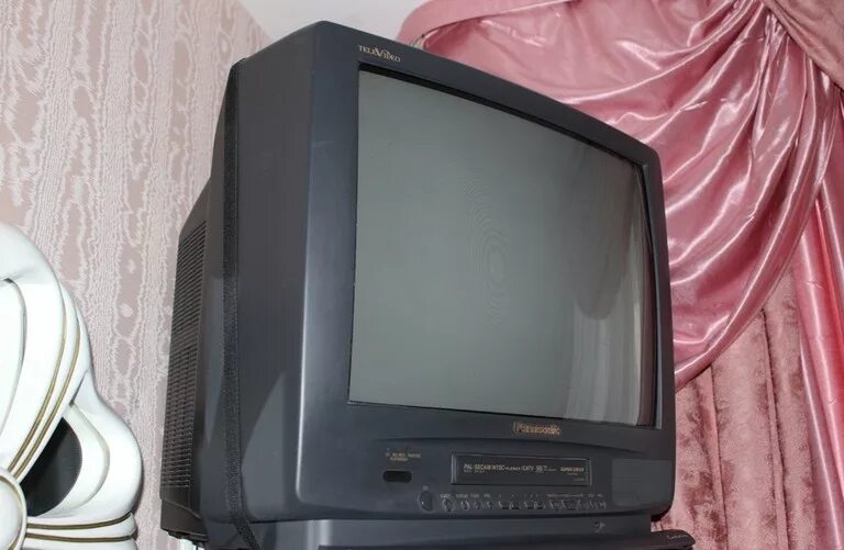 Телевизор lg кинескоп. Телевизор самсунг ЭЛТ 2000 года. ЭЛТ Panasonic 14 дюймов. Видеодвойка сони тринитрон. Телевизор самсунг кинескопный 2000.