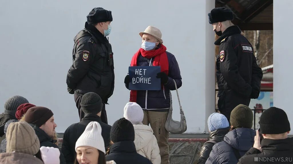 Новости дня 6 февраля. Дети на митинге. Митинг Немцова. Митинг против войны.