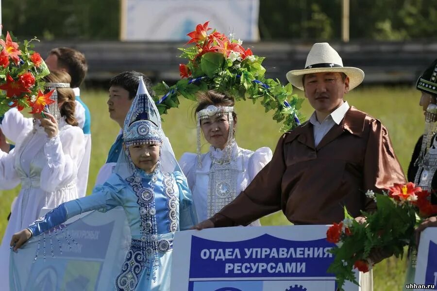 уххан арианович. уххан сиэркилэ. уххан сирэ. уххан сирэ. уххан.