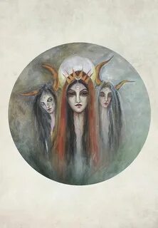 Триединая богиня