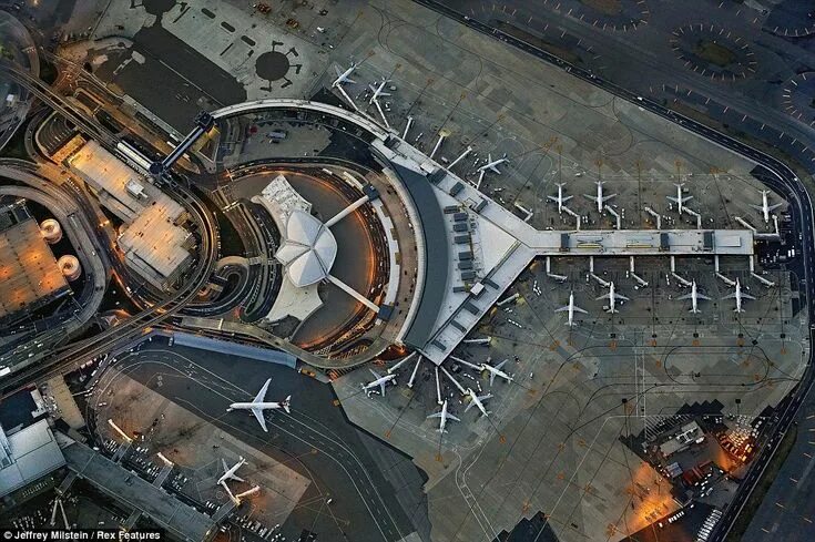 This Iconic Airport Terminal is About to Become a Retro Hotel Eero saarinen, Arc