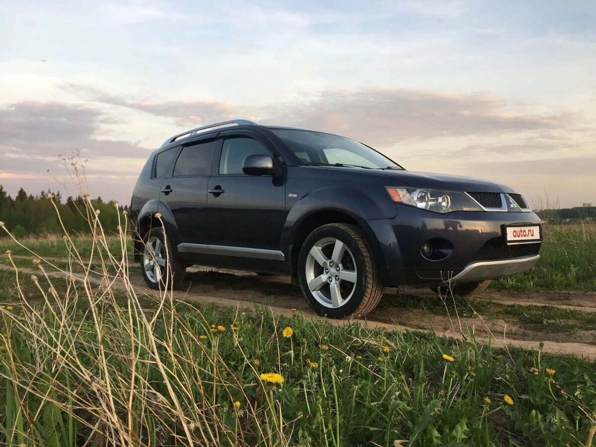 Митсубиси Аутлендер 2008. Митсубиши Аутлендер 2008. Аутлендер XL 2008. Mitsubishi Outlander XL 2.4 2008. Mitsubishi outlander xl 2008 год