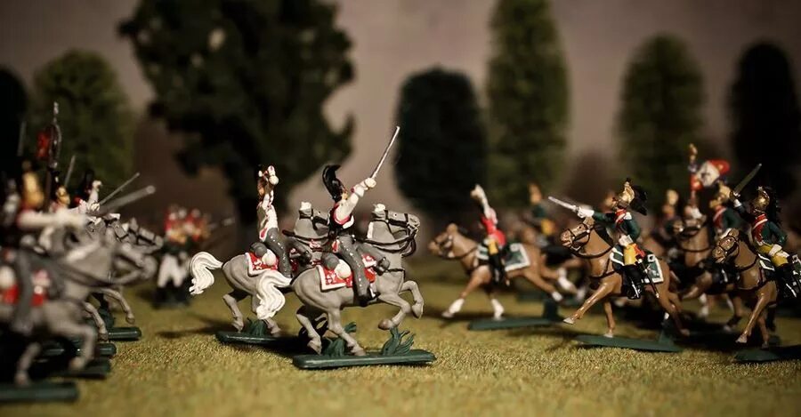 Aznga игрушечные бои. Технолог битвы fantasy гоблины. Битва игрушечных. Музей оловянного солдатика саров. Оловянные солдатики бородинское сражение.