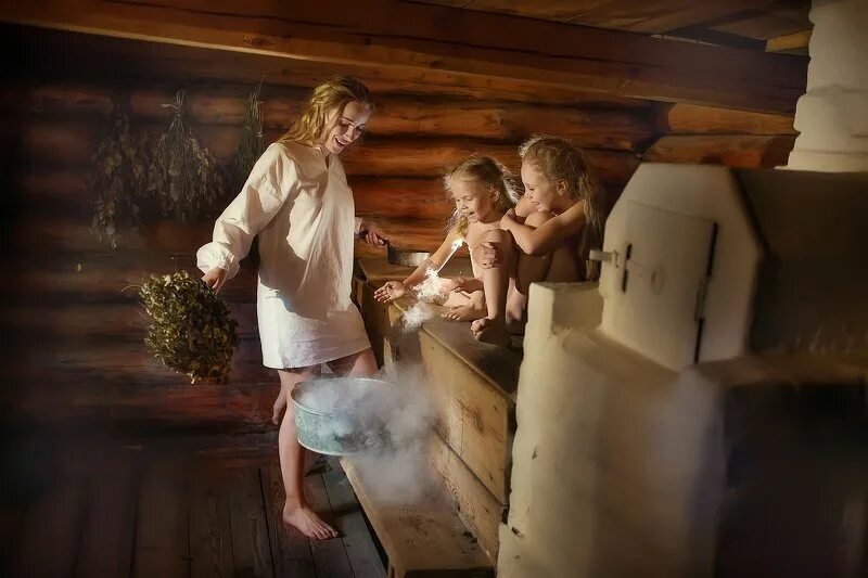 красивые женщины в бане. русские женщины в сауне. девушки в банях и саунах. женщины в купальниках в сауне. дочь в сауне.