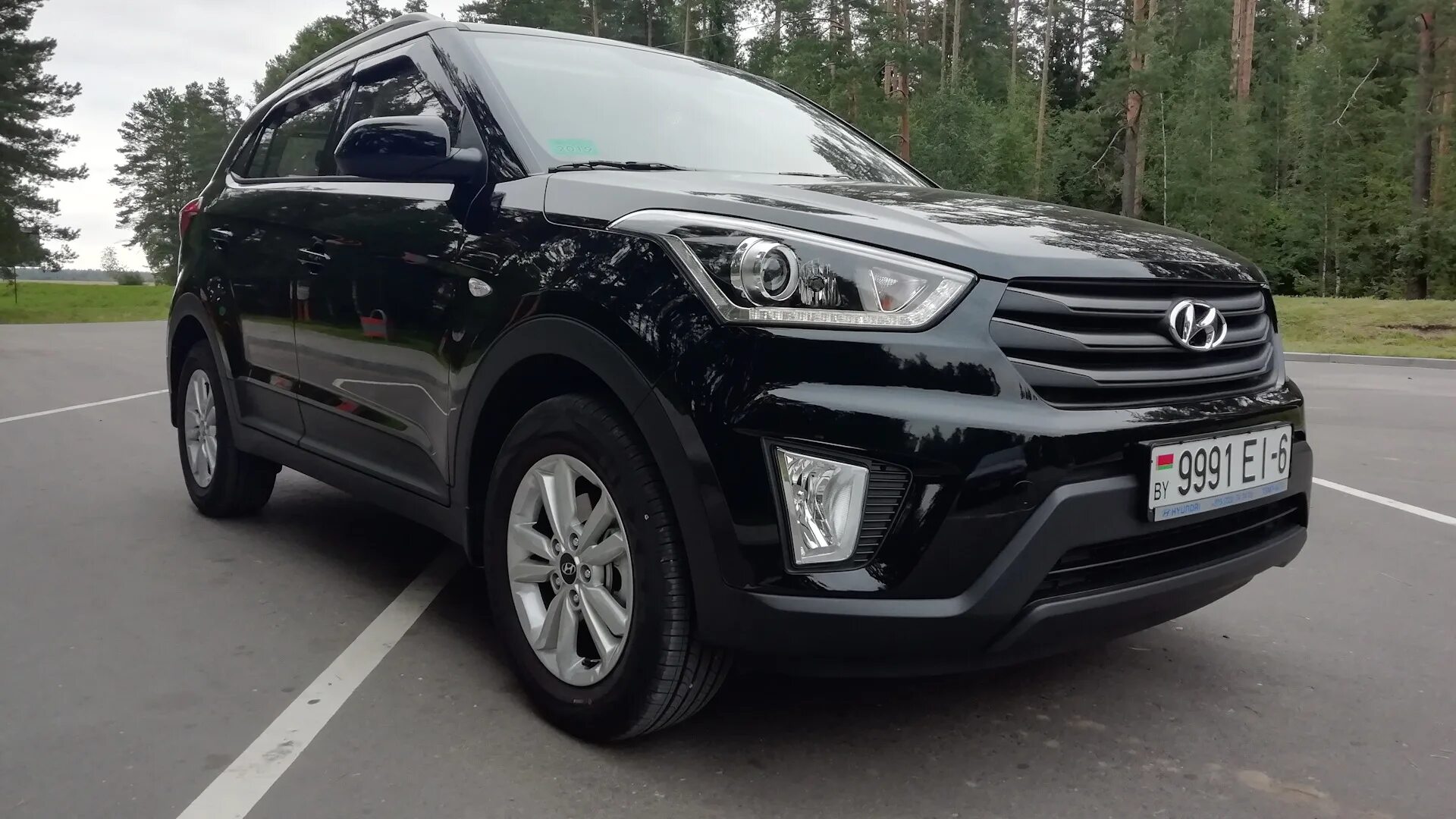 Hyundai Creta 2019 черная. Машина Хюндай Крета 2019 черная. Hyundai Creta в чёрном цвете Travel. Крета 22 черный. Комплектация travel