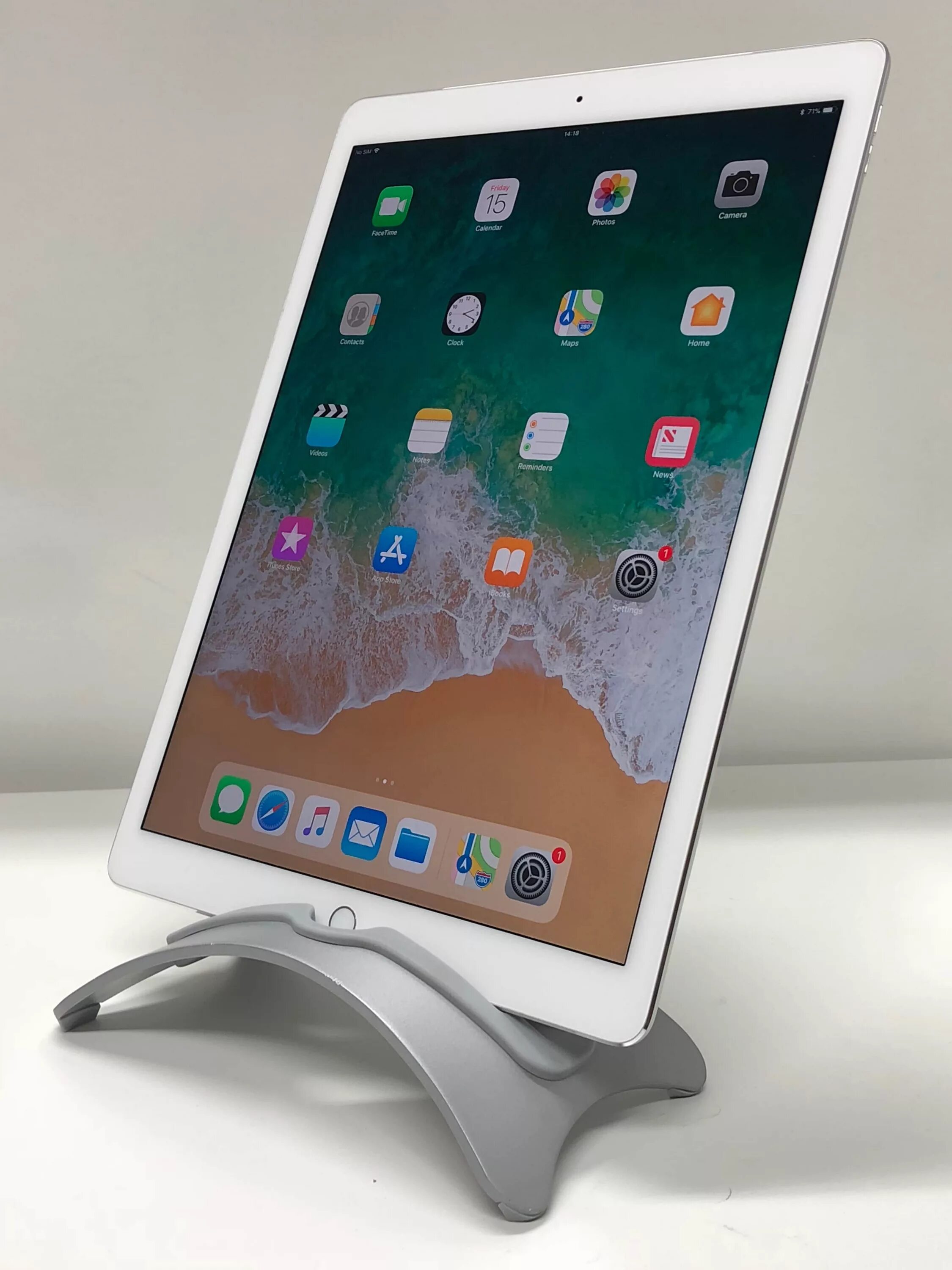 Планшет apple ipad 2025 128gb. Apple ipad pro 12.9. ipad 12 pro. ipad pro 12.9 silver. ipad pro 12.9 2025.