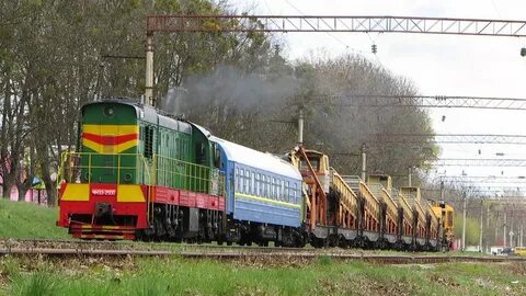 Хозяйственный поезд вагонами вперед