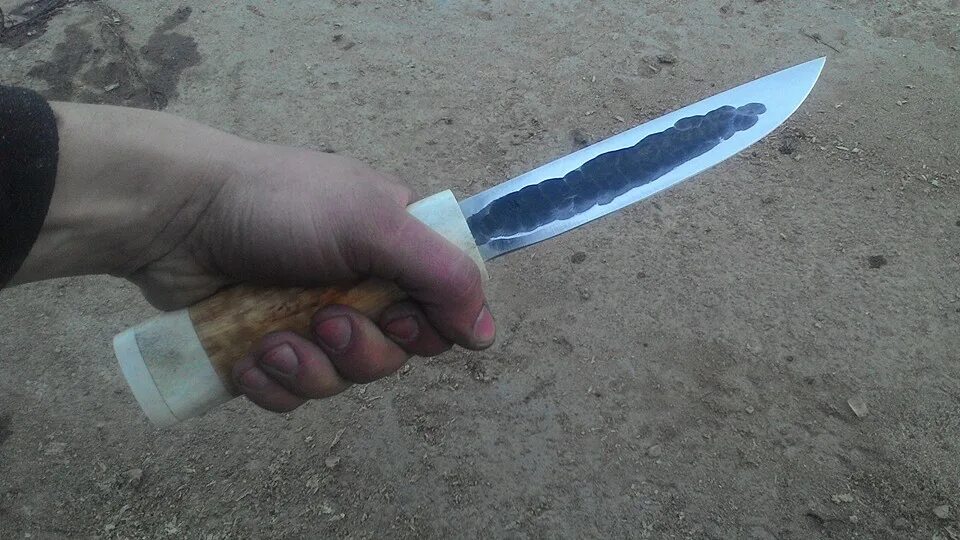 Тысяча ножевых. Нож Якут правша. Якутский нож для правши. Рисунок на якутском ноже. Якут нож правша Размеры.
