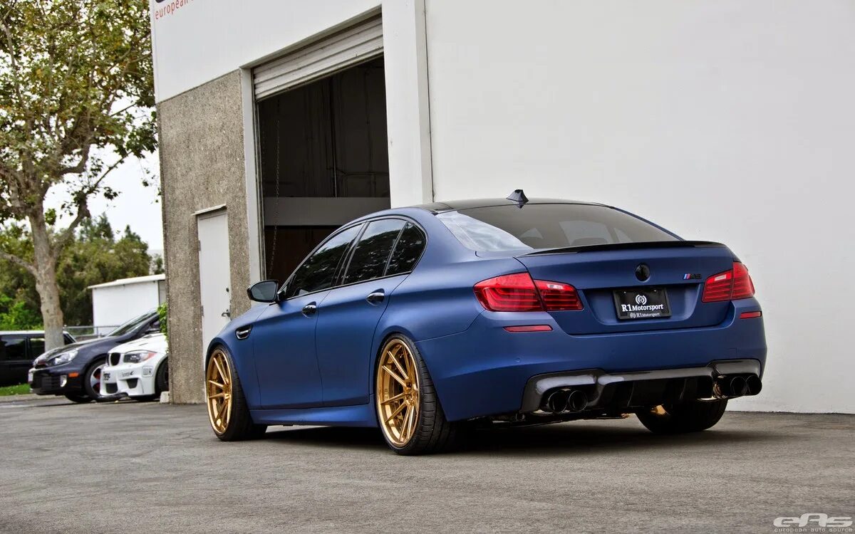 М5 1 час. БМВ м5 f10. БМВ m5 f10. BMW m5 f10 Black. BMW m5 f10 Tuning.