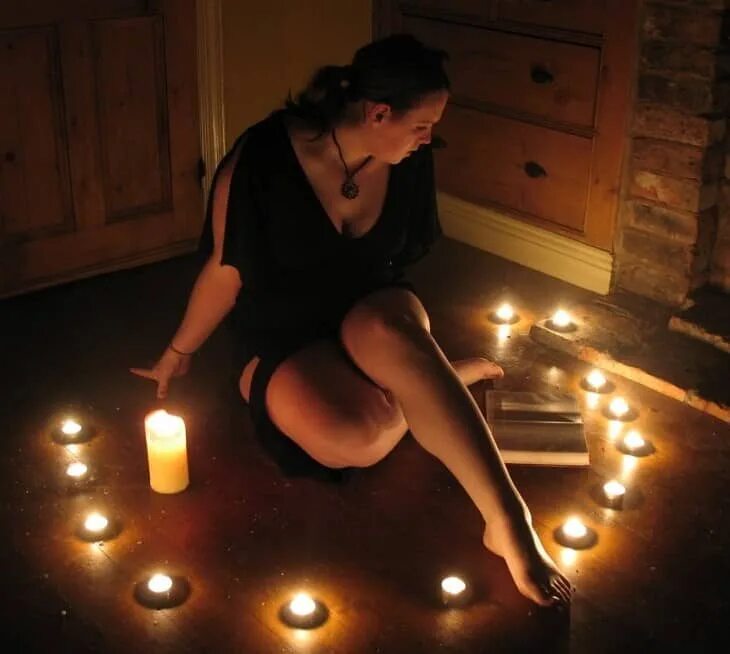 Любовный приворот. Ритуалы со свечами. Любовный ритуал. Любовные обряды.