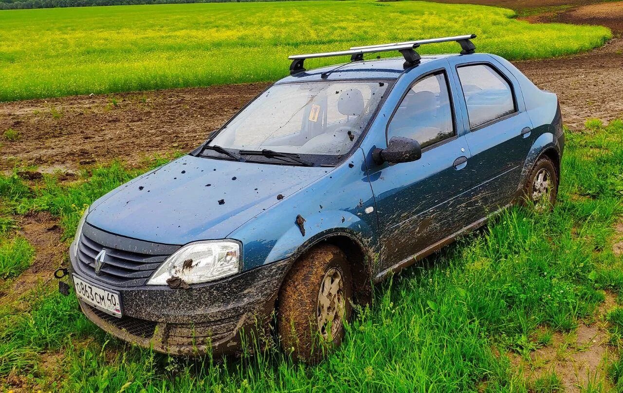 Логан рено летняя резина какая. Логан 175/65 r14. Рено Логан 195 60. Renault Logan 1 r14. Рено Логан 165 80 14р.