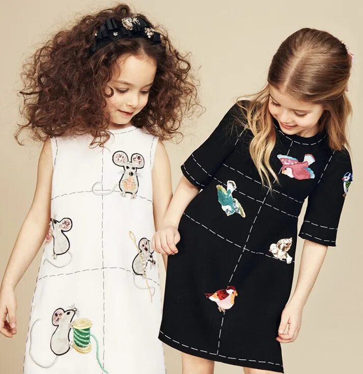 Dolce gabbana детский. Дольче Габбана Kids 2022. Дольче Габбана одежда для детей. Платье для девочки Дольче Габбана. Одежда для девочек Дольче Габбана.