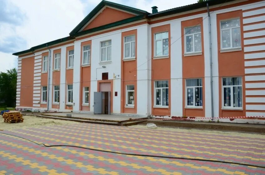 Школа 56 новосибирск фото. Школа 56 2024 год. Школа 56 чебоксары фото. 56 школа брянск. 42 школа г грозный.