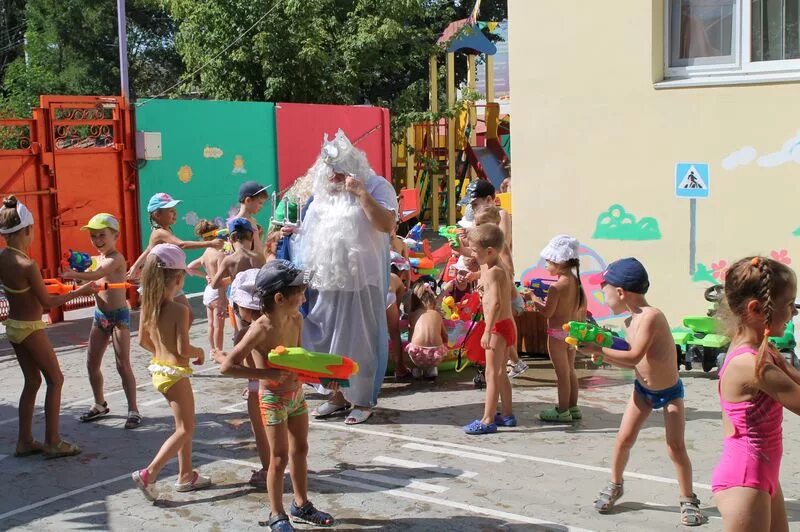 День Нептуна в детском саду. День Нептуна в детском саду праздник. Детский праздник день Нептуна в детском саду. День Нептуна дети в саду. Сад нептуна