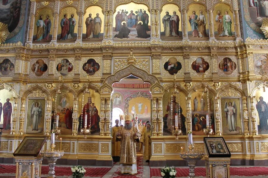 богослужение в храме в старых черемушках. храм живоначальной троицы в старых черемушках батюшка владимир. храм живоначальной троицы в старых черемушках батюшка владимир. богослужение в храме в старых черемушках. храм святой равноапостольной нины в черемушках.