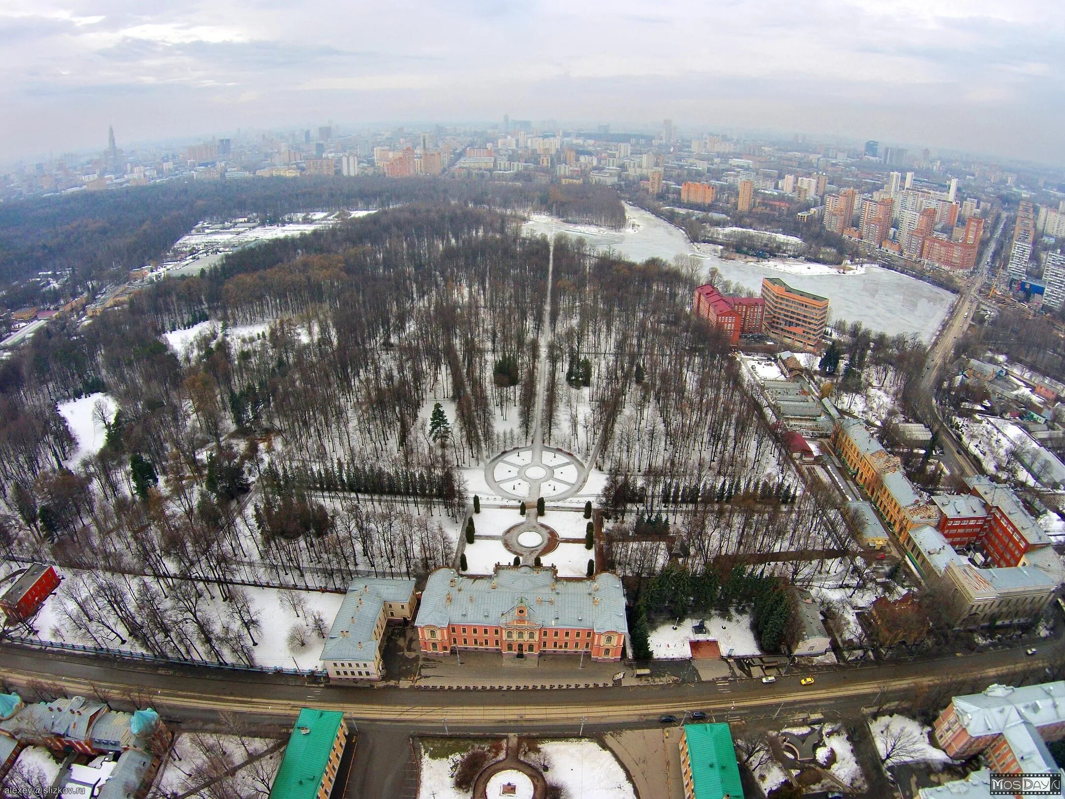 Тимирязевский район. Парк МСХА Тимирязева. Парк Московской Тимирязевской Академии. Тимирязевская Академия район. Парк Тимирязевской сельхозакадемии.