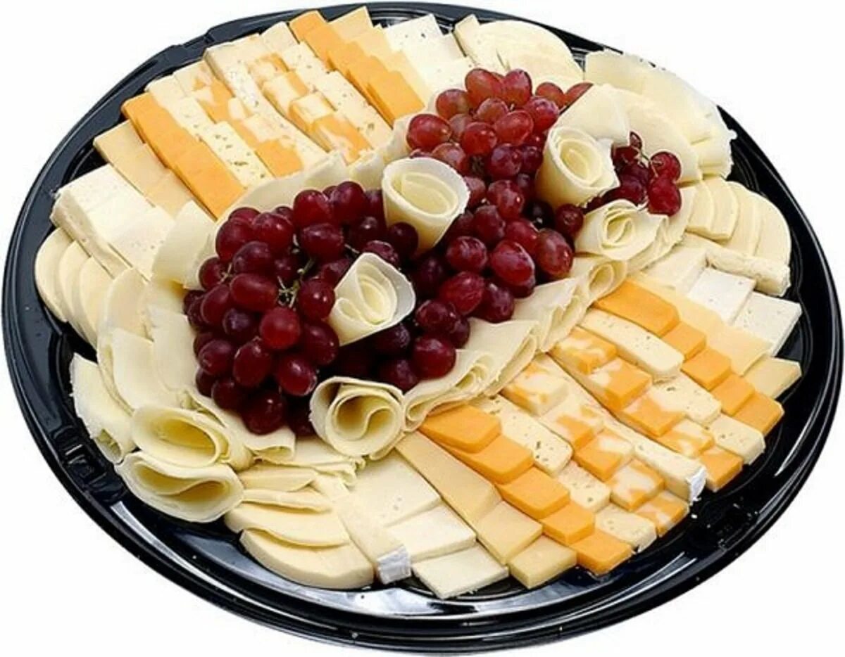 Сыр как украшать. Сырная нарезка красиво. Сырная тарелка. Украшение сырной тарелки. Красивая нарезка сырной тарелки.
