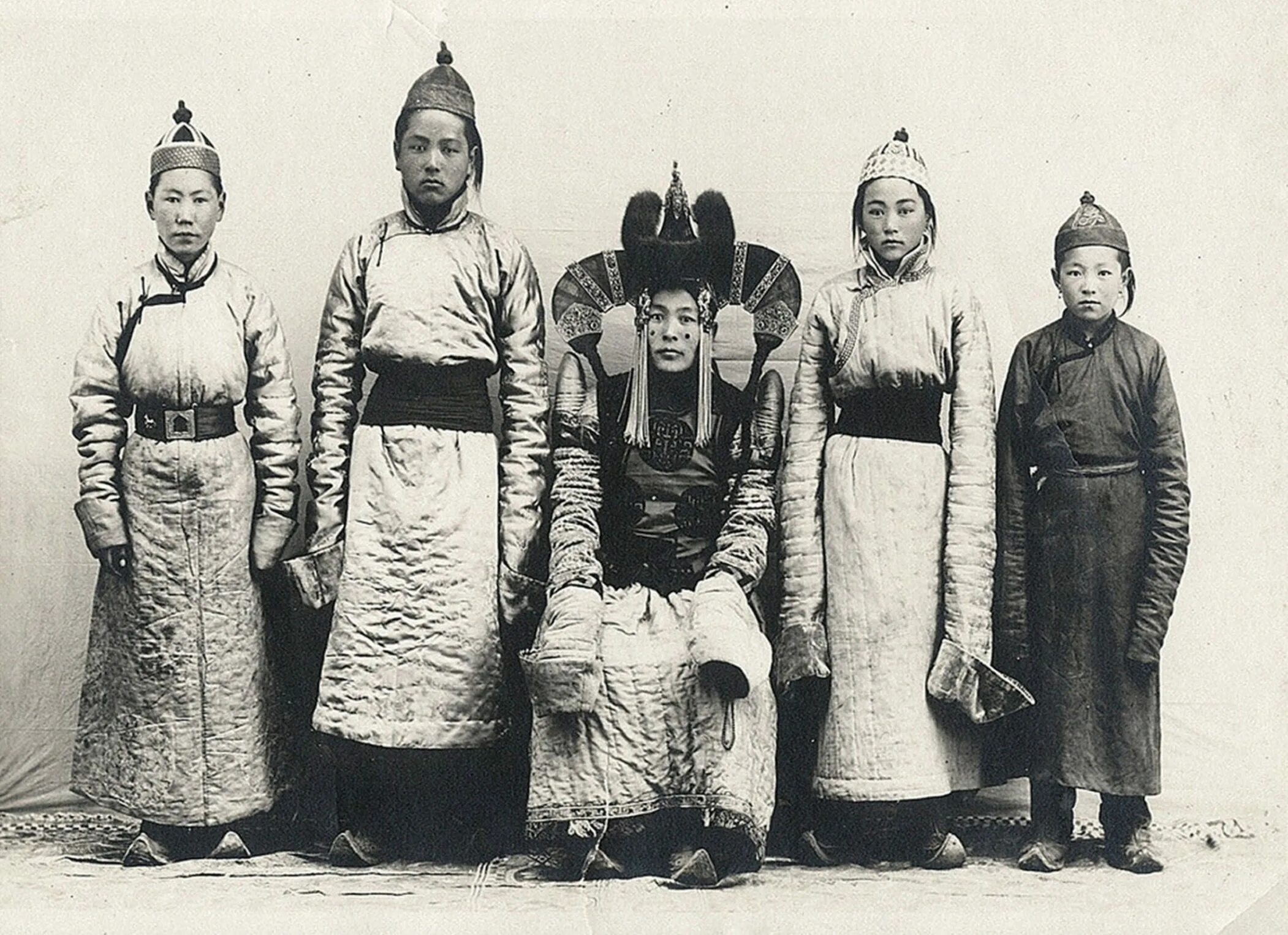 Ойраты джунгары буряты. Сартулы монголии. История монгольского народа. Монгольские народы. Буряты народы монголии.