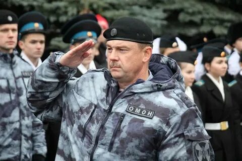 Берет омон