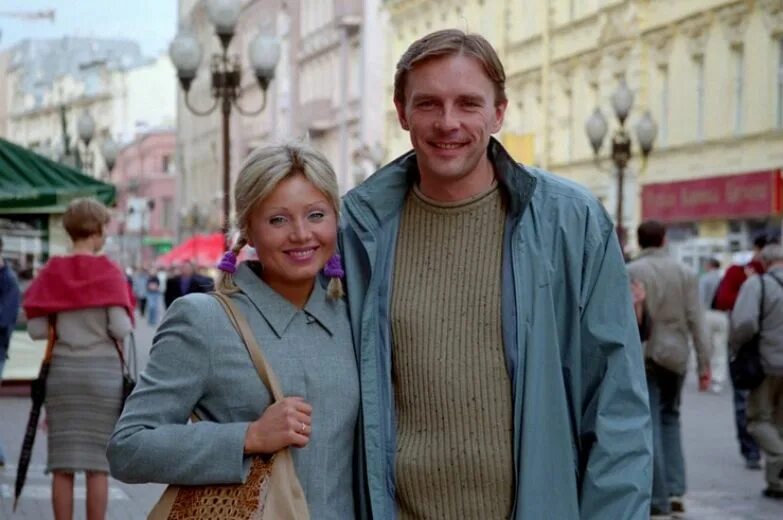 Алексей нилов 2023. Нилов актер жена. Алексей нилов с женой еленой. Алексей нилов с женой. Нилов актер жена.