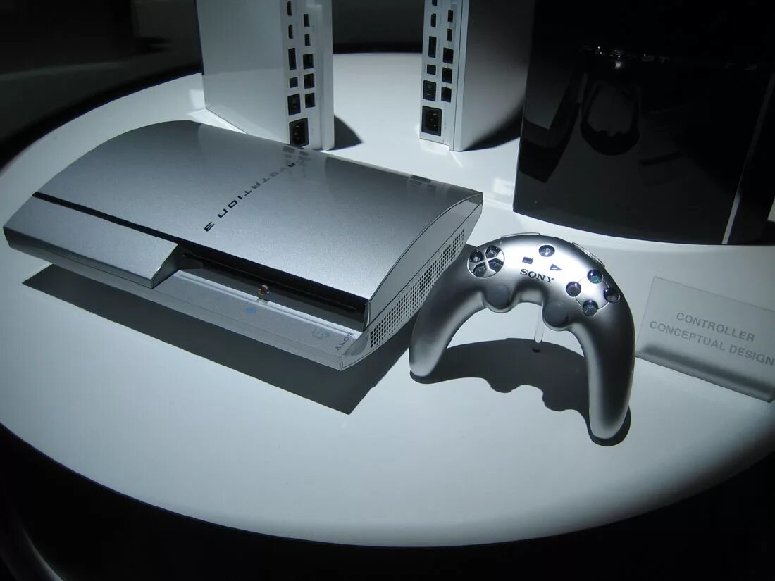 Сони плейстейшен 3 hen. Sony playstation 3 геншин. ps3 контроллер бумеранг. playstation 3 концепт 2005. сони пс 3 фат.