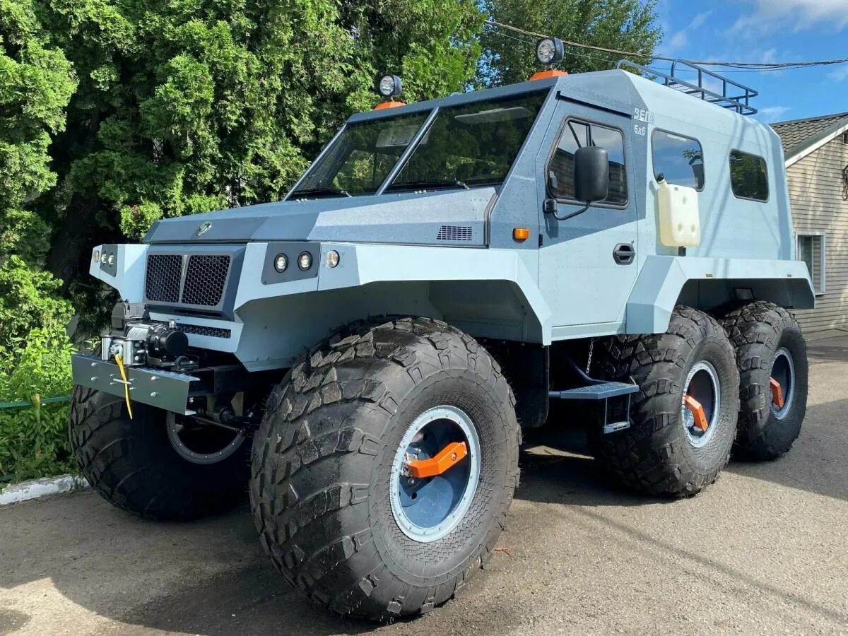 В каком городе производят вездеходы