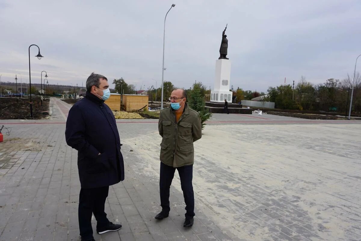 Поселок октябрьский аксайский. Октябрьский (Аксайский район). Посёлок Октябрьский Ростовская область Аксайский. Парк поселок Октябрьский Аксайский район. Парк Ленинское сельское поселение Аксайский район.