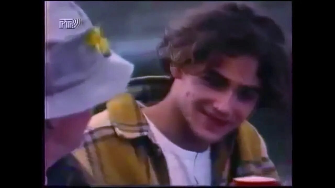 Реклама 90 нескафе. Кружка нескафе реклама. Реклама кофе илья бледный. Кружка нескафе первая. Реклама 90.