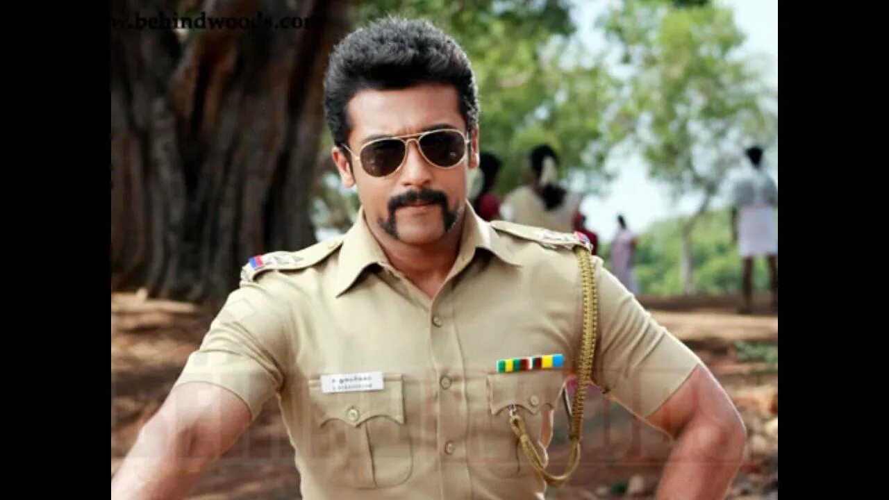 Suriya Singham. Сурья Шивакумар отчаянный. Сурья Шивакумар полицейский. Сингам моменты