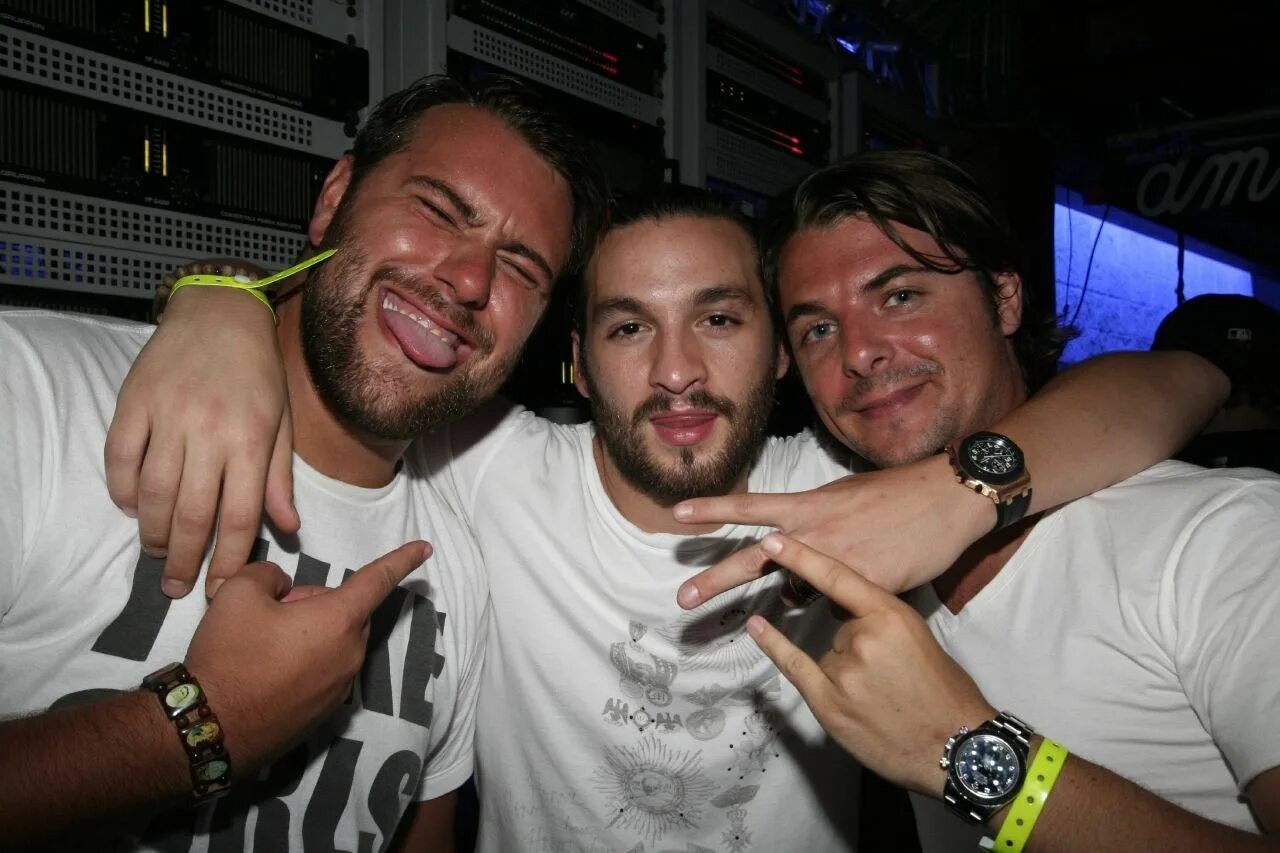 Swedish house mafia картинки. Swedish house mafia картинки. Шведская хаус мафия. Swedish house mafia концерт. Swedish house mafia 2022.