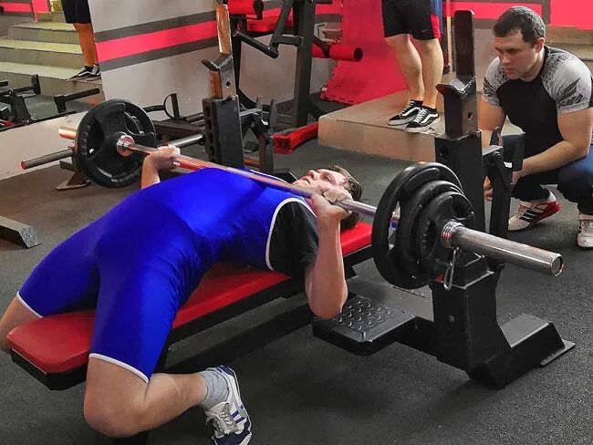 Народный жим. Русский жим фото. Жим соревнования. Русский жим. Русский жим в морозовске.