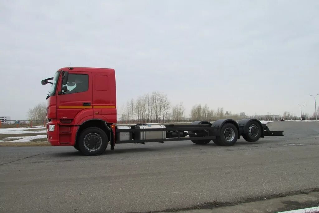 Шасси 5. Isuzu nmr 85 грузовой автомобиль. Шасси исузу fsr. Мультилифт hiab isuzu. Шасси 5.