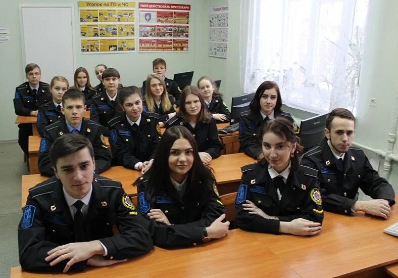Можно ли поступить в юридический колледж. Юпк колледж петрозаводск. полицейский колледж петрозаводск. смоленский полицейский колледж юпк. юридический полицейский колледж новомосковск.