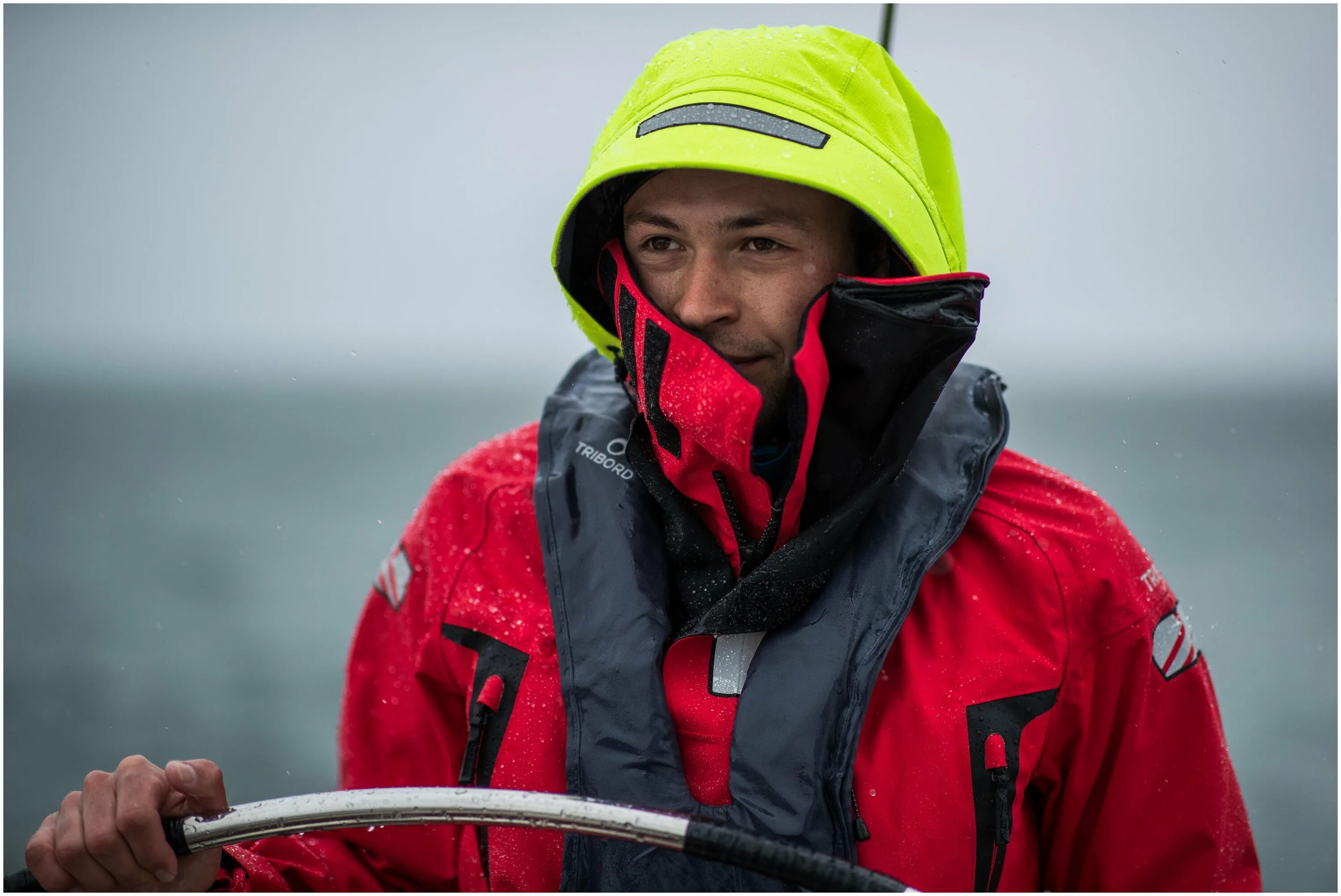 Henri lloyd парусный спорт куртка. куртка musto яхтсмена. яхтенные куртки gill. одежда для яхтинга. яхтенный костюм musto.