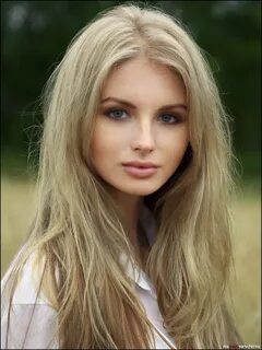 Katta xorozlar bilan anal gangbang