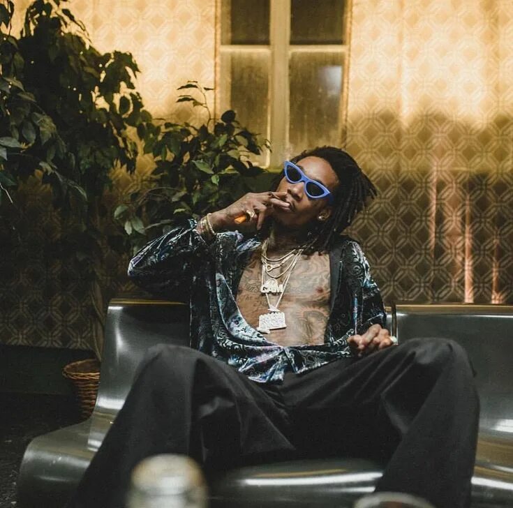 Песня wiz. Wiz khalifa песни. песни khalifa. hella smoke rick ross, wiz khalifa. кхалиф песни.