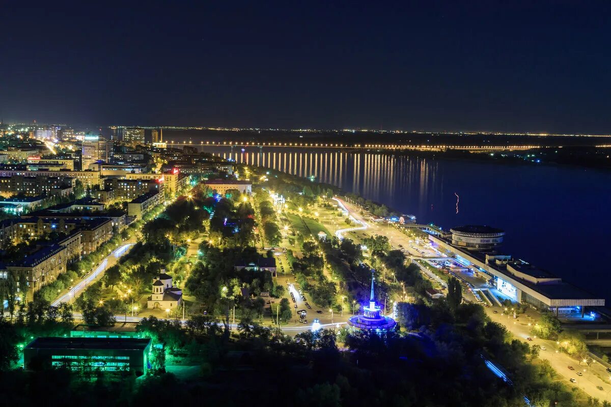 Волгоград вб. Волгоград. Вечерний Волгоград. Ночной город Волгоград. Город Волгоград набережная.