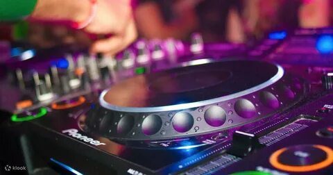 Dj began