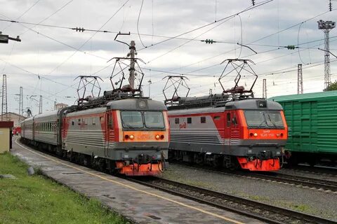 Поезд красный узел