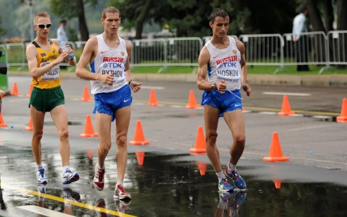 спортивная ходьба лондон 1882. спортивная ходьба атлетика. спортивная ходьба 1908. рекорды по спортивной ходьбе. спортивная ходьба в легкой атлетике.