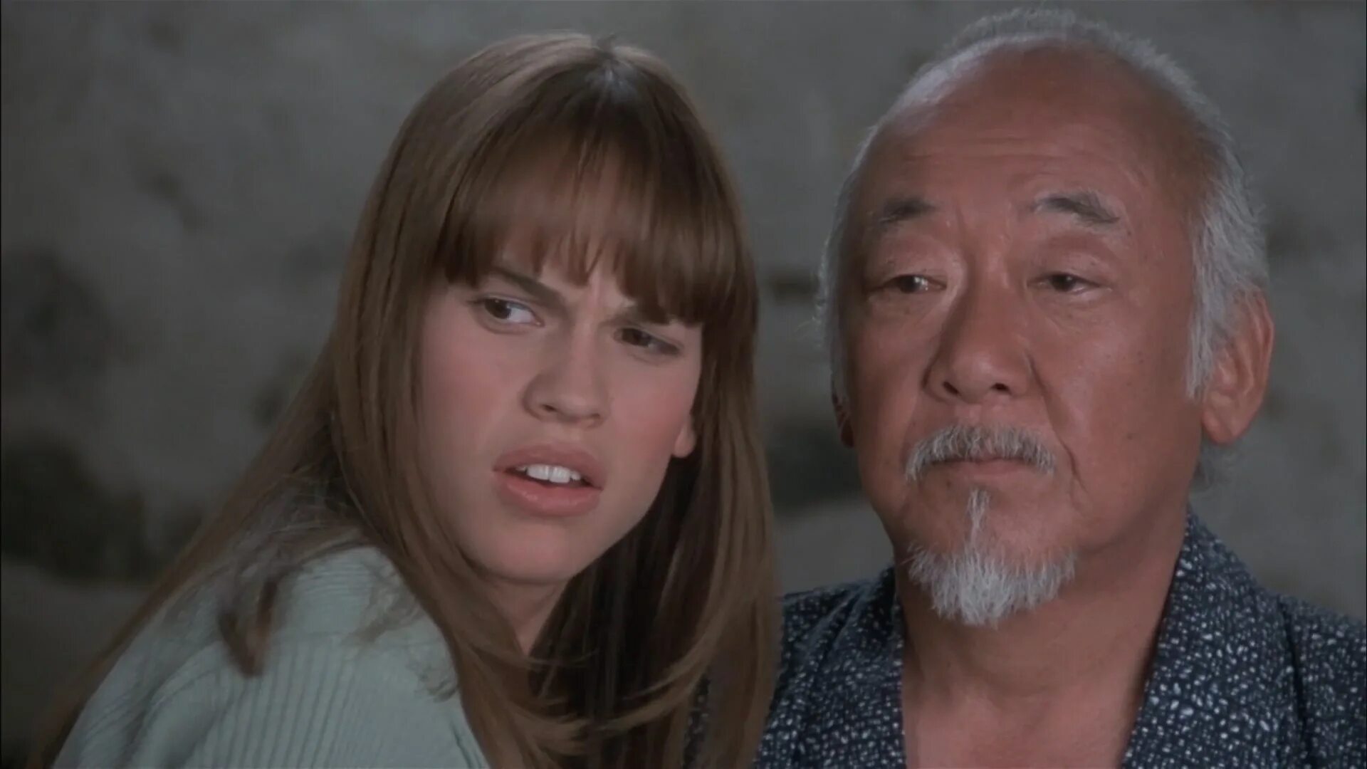 Парень-каратист 4 фильм 1994. Хилари суонк парень каратист 4. The next karate kid 1994. Парень каратист 4 1994. Хилари суонк парень каратист 4.